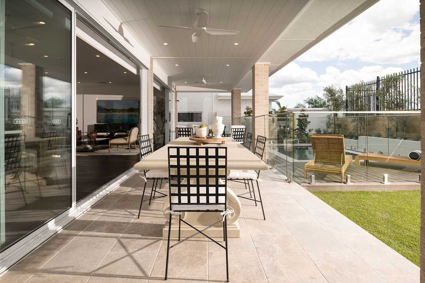 Freshwater 37 House Design Outdoor Living in Classic style