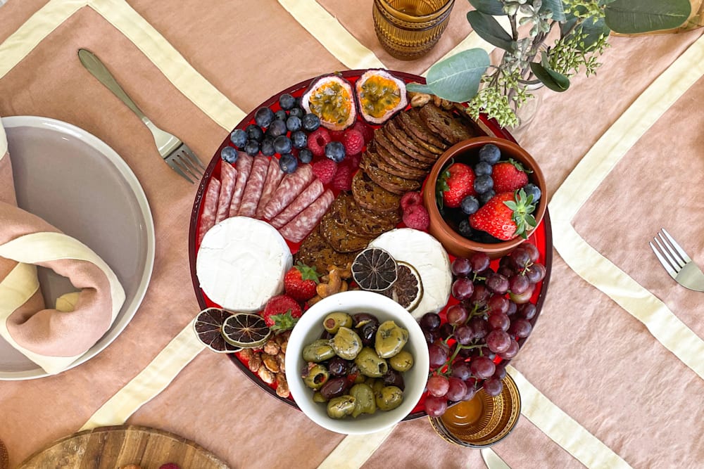 10 easy ways to bring festive joy into your home