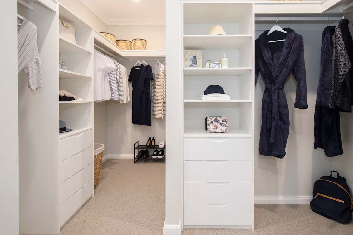 Oasis 31 house design walk-in robe