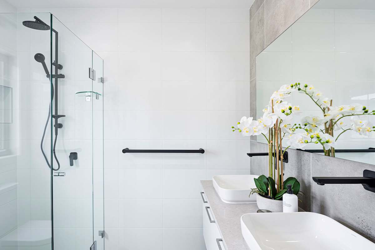 Macquarie two house design ensuite
