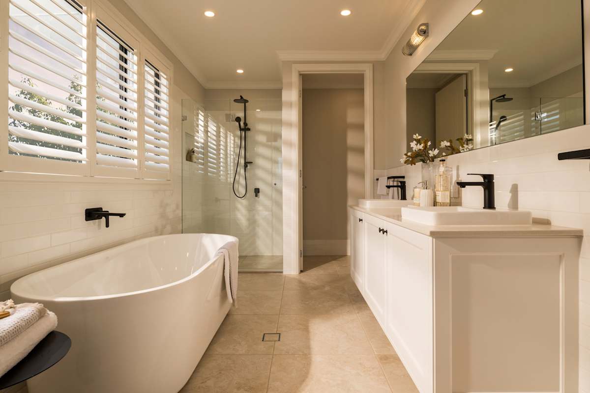 Charisma 37 house design ensuite