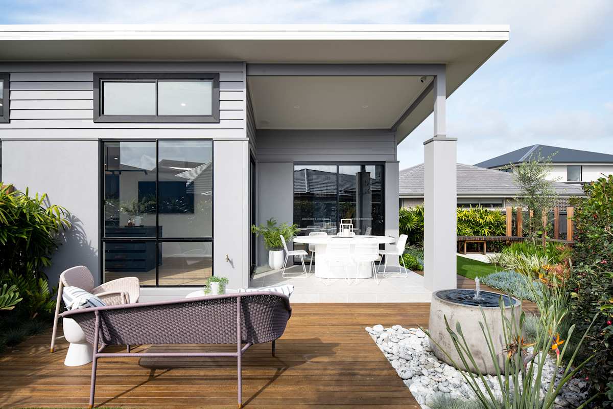 Explore a variety of granny flat house designs that blend style and functionality. Create the perfect space for guests, rental income, or personal retreats today.
