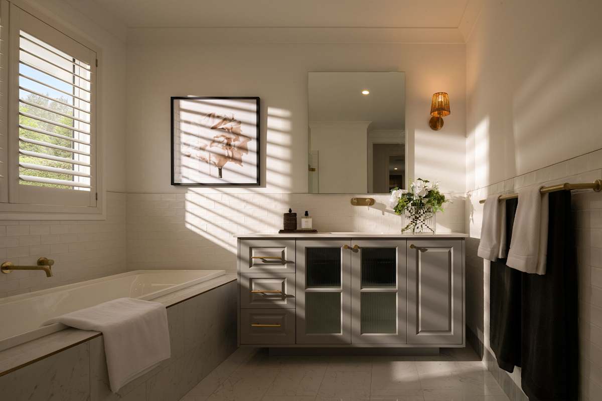 Freshwater 37 House Design Bathroom