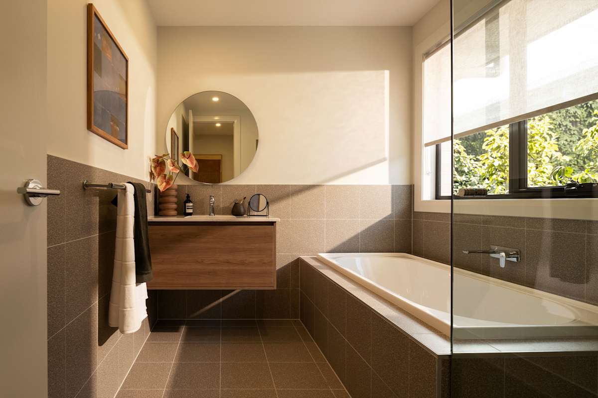 Sienna 22 House Design Bathroom
