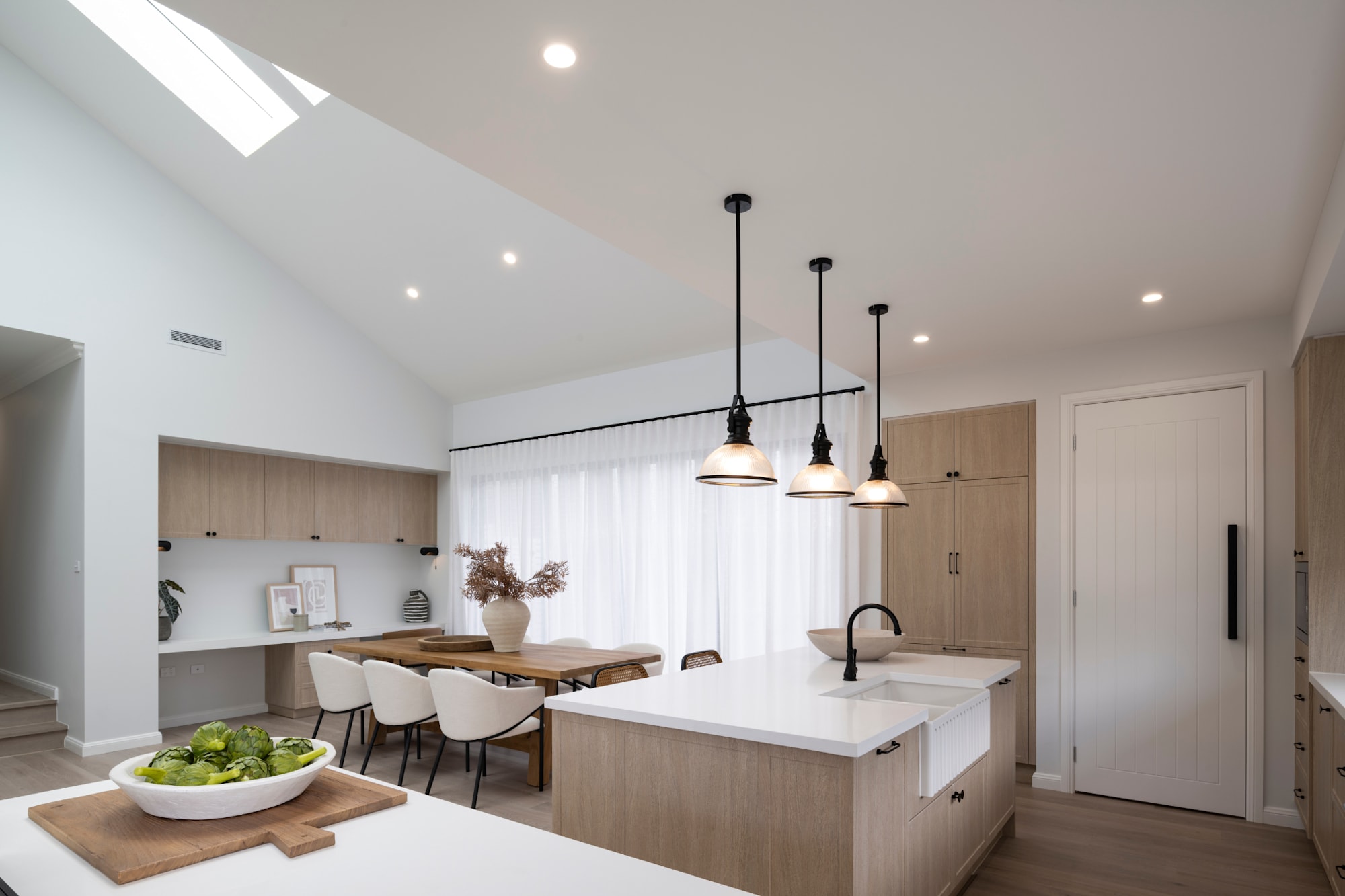 10 must have decor items for your home