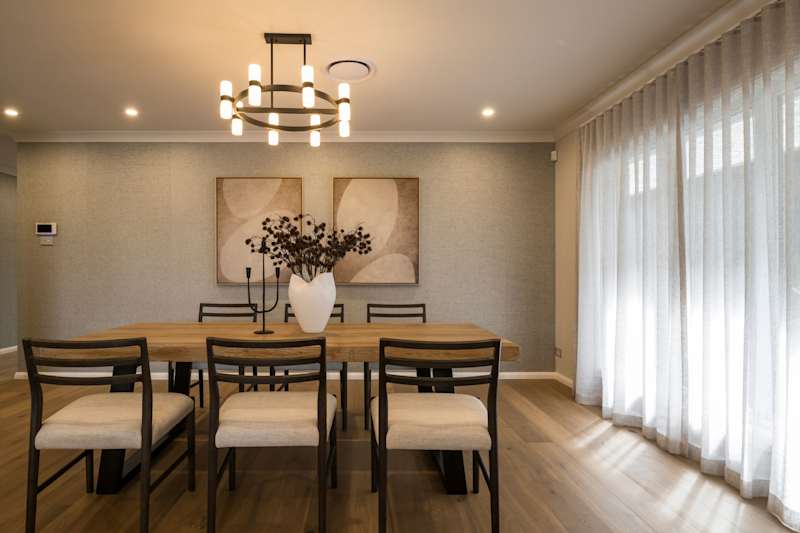 Newport 28 One house design Dining