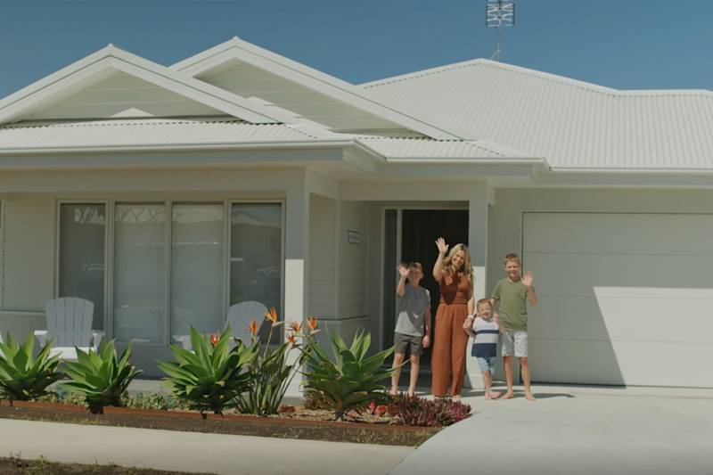 Main Beach House Customer Testimon