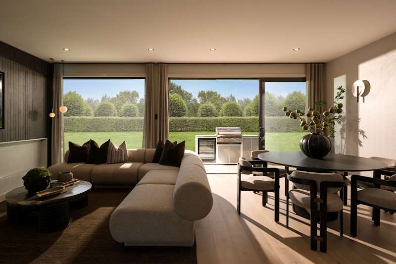 Soho 33 House Design Living Dining