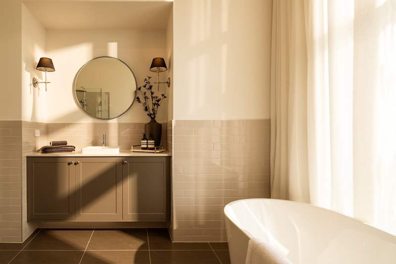 Barrington 46 house design bathroom