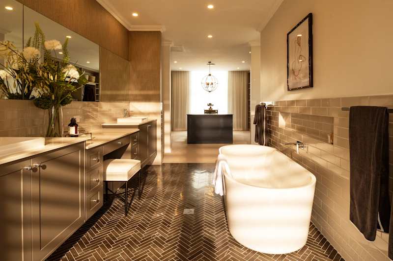 Barrington 46 house design ensuite