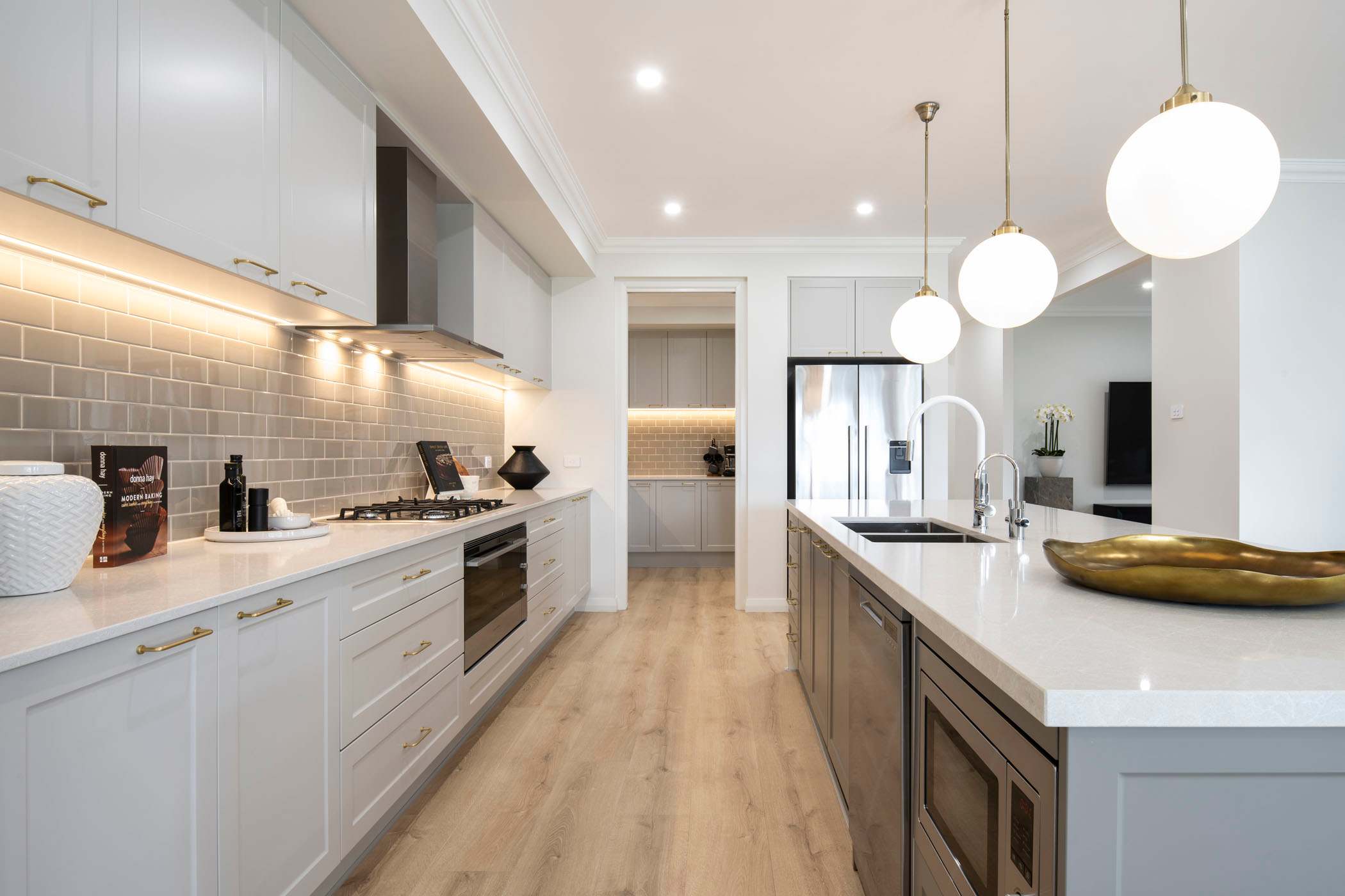 Symphony 35 house design kitchen