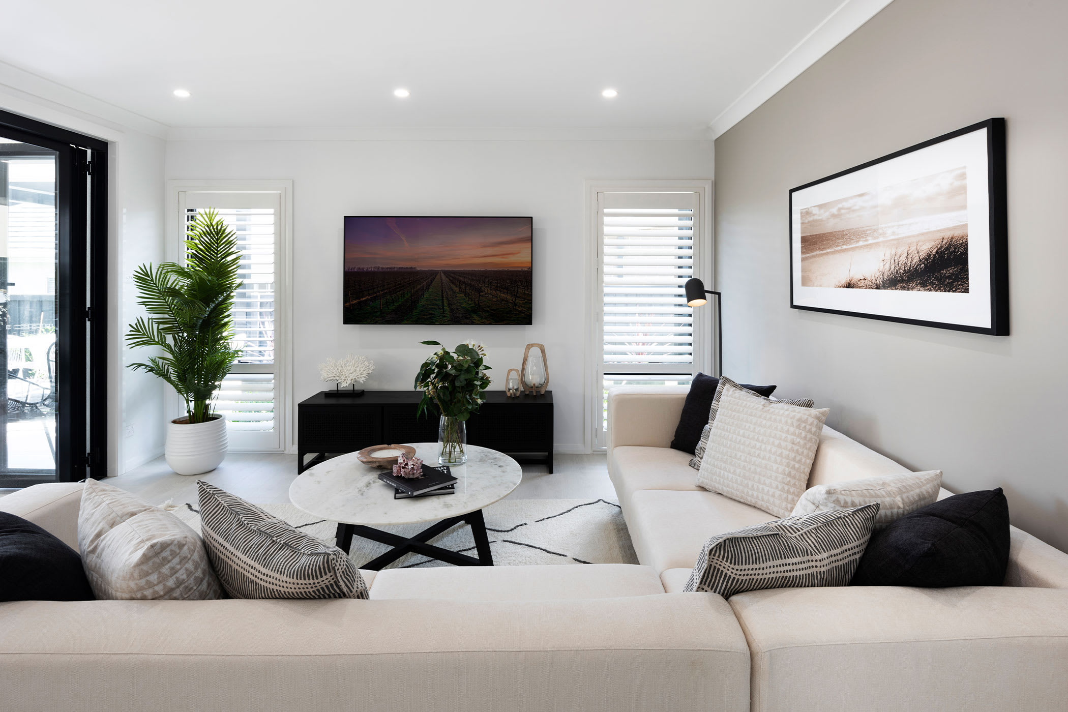 Eclipse 32 house design living