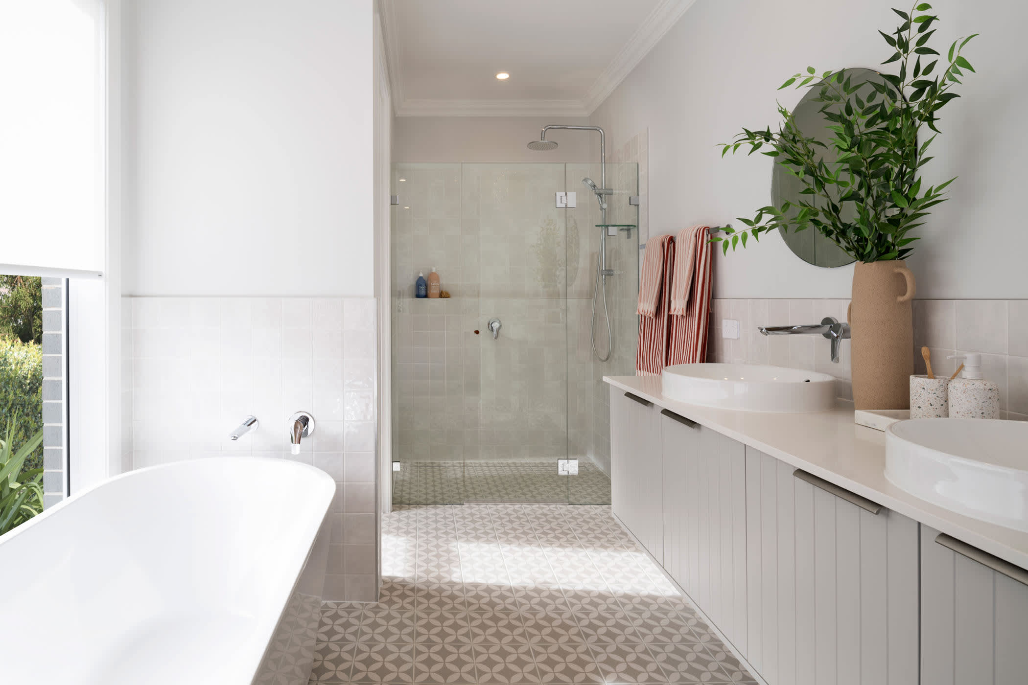 Emerald 29 house design bathroom