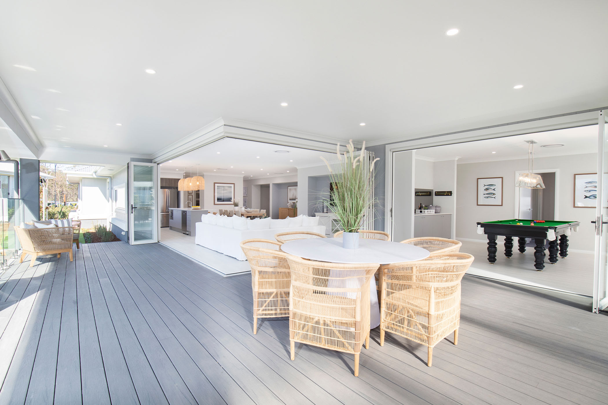 Rhapsody 30 house design outdoor living