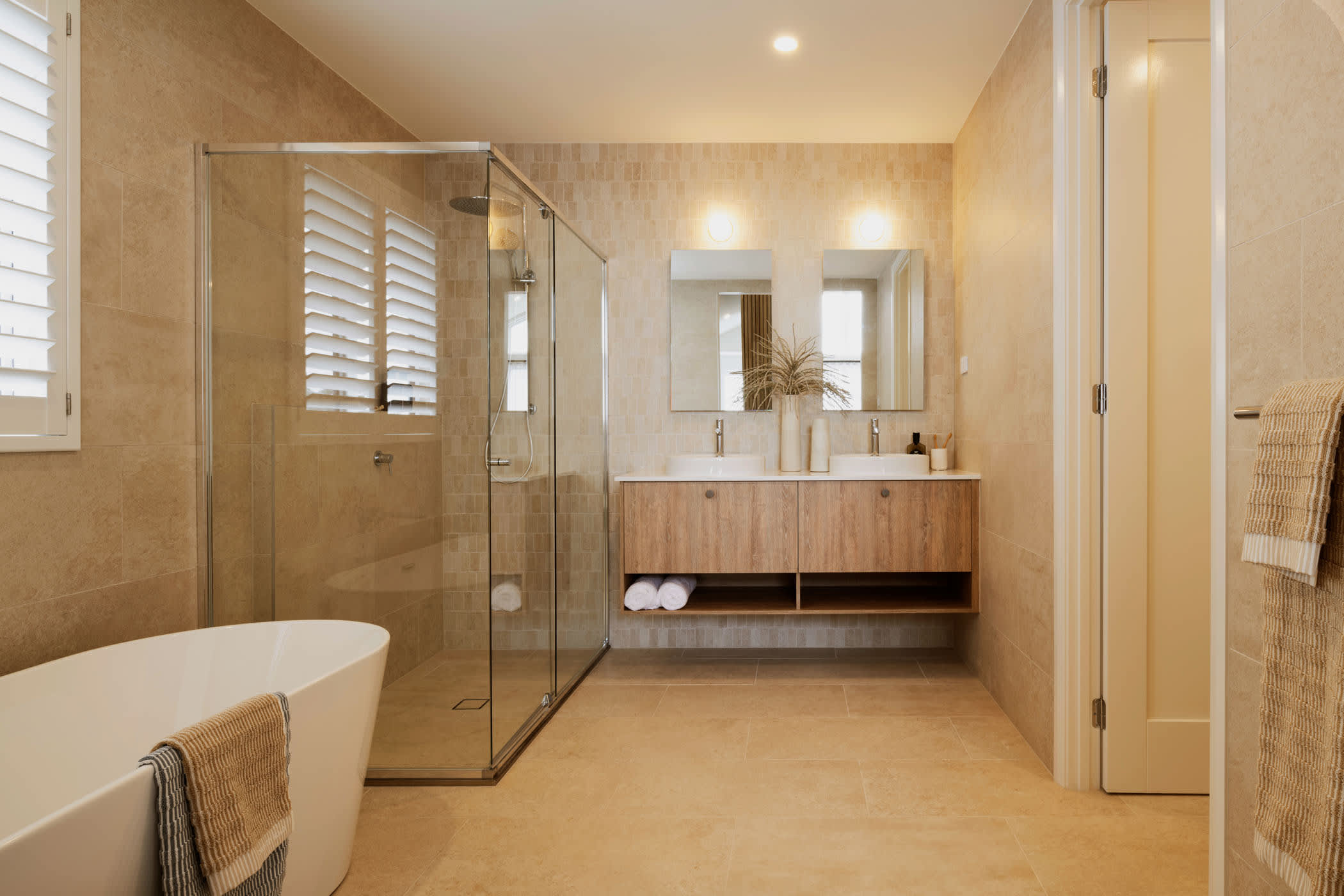 Freshwater 35 house design ensuite