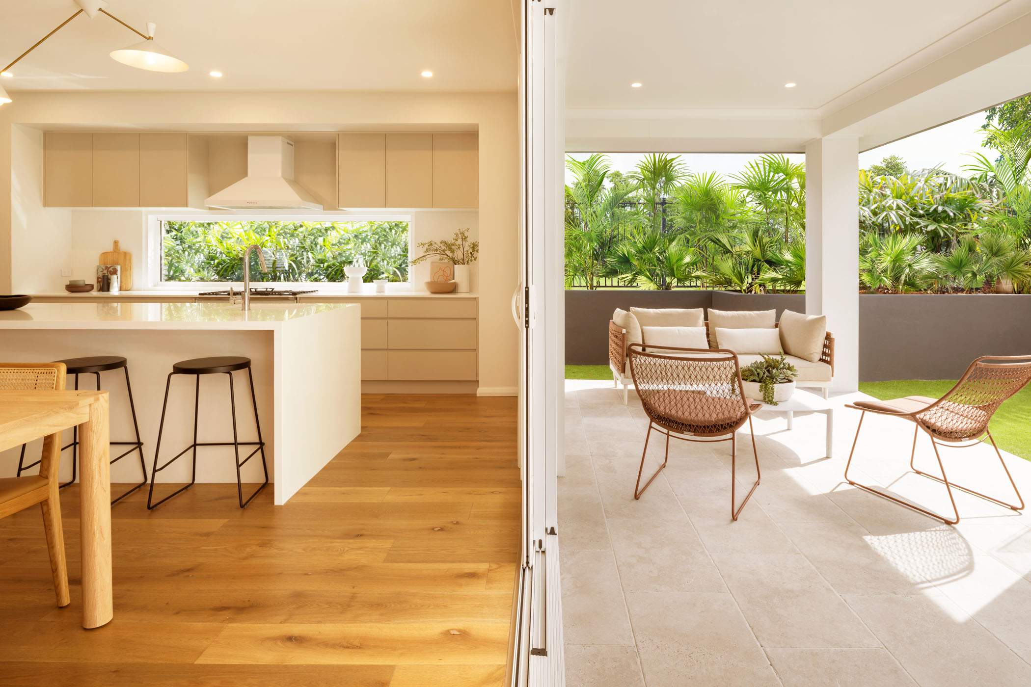 Freshwater 35 house design kitchen outdoor living