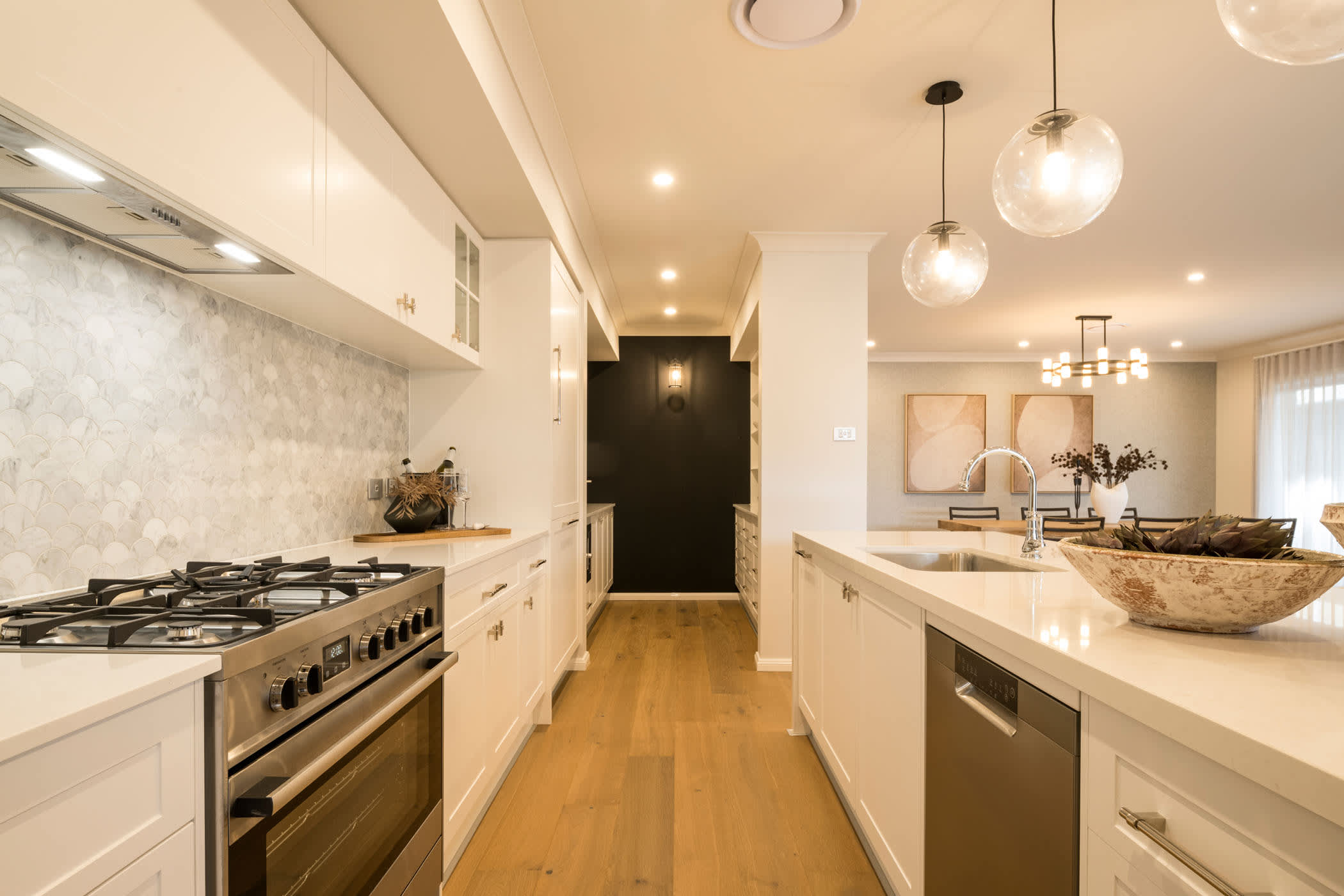 Newport 28 One house design Kitchen