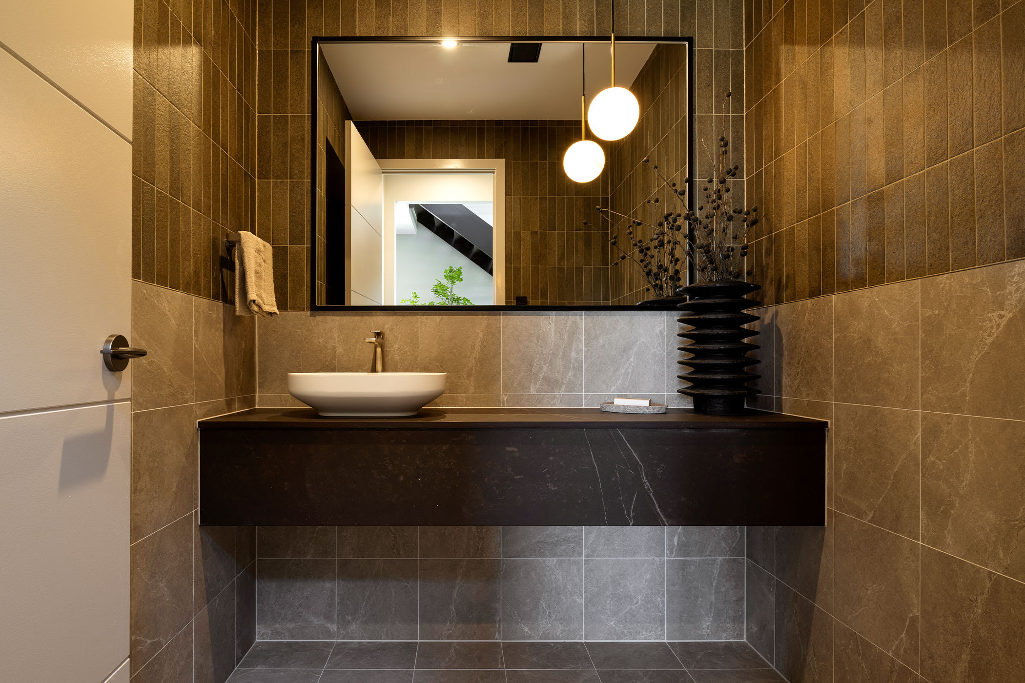 Soho 32 House Design Powder