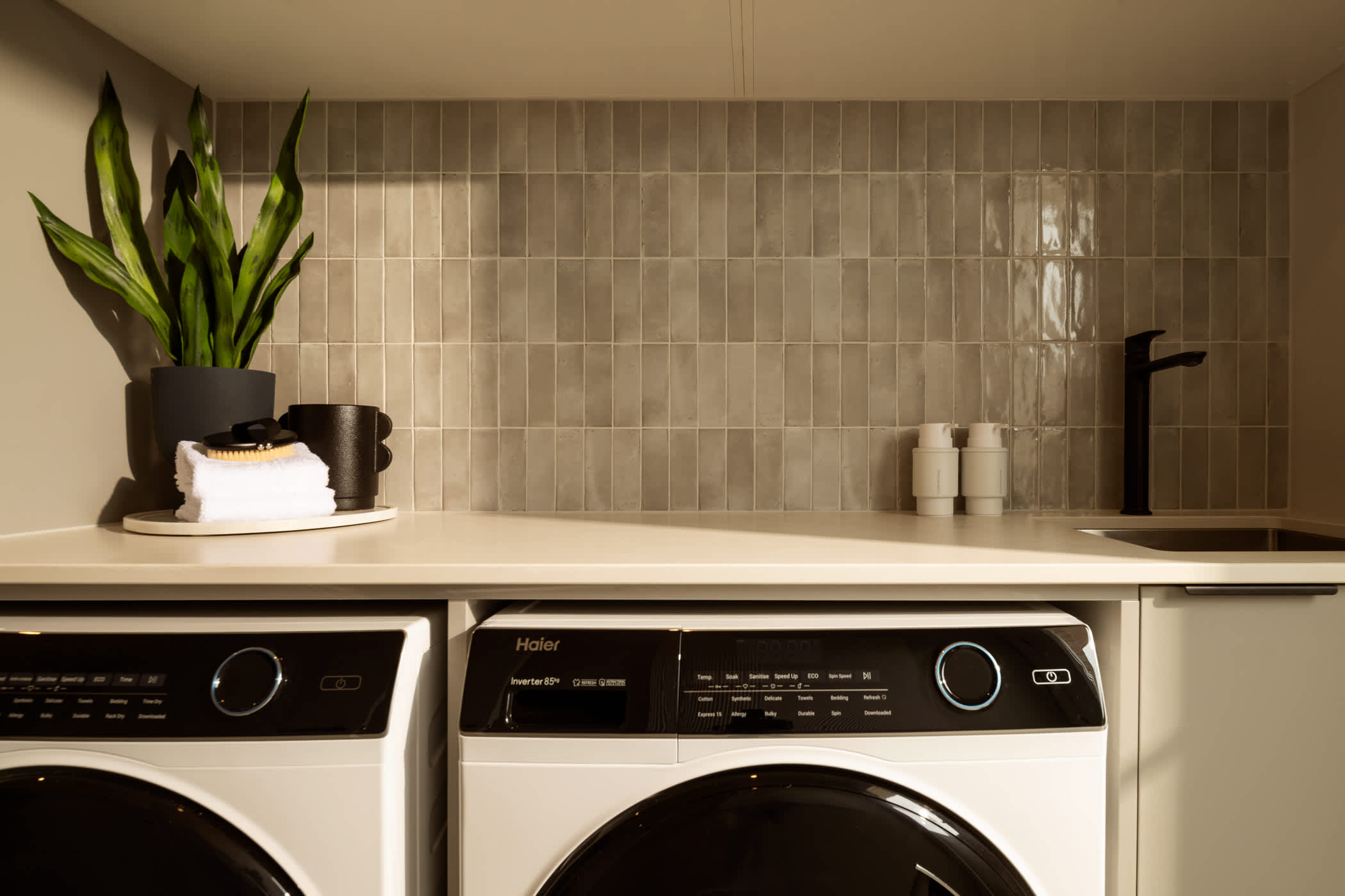 Essence 24 House Design Laundry